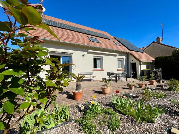 Maison familiale Tour-en-Sologne -130 m² avec terrain et dépendances