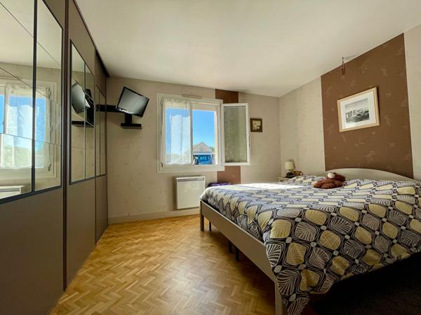 Maison familiale Tour-en-Sologne -130 m² avec terrain et dépendances