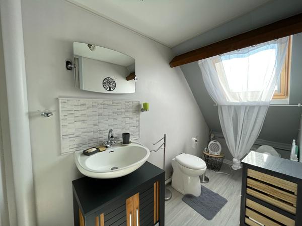 Maison familiale Tour-en-Sologne -130 m² avec terrain et dépendances