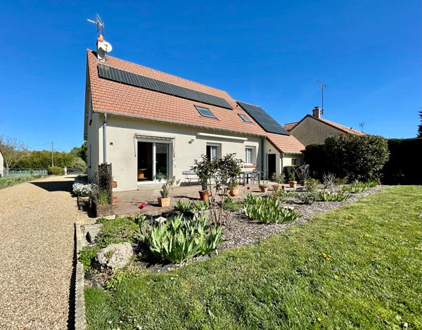 Maison familiale Tour-en-Sologne -130 m² avec terrain et dépendances