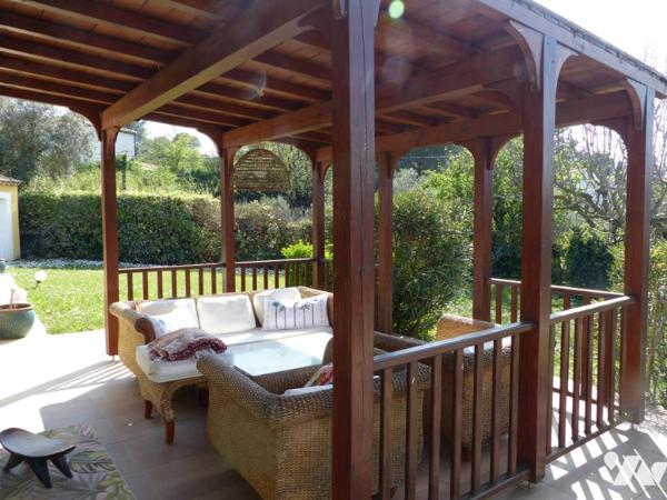 A VENDRE VILLA DE PLAIN PIED T5 SUR BEAUVOISIN