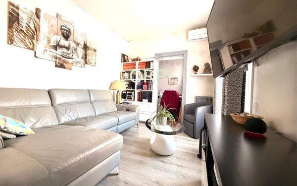 Immeuble à vendre    8 pièces • 154,09 m2 Vitry-sur-Seine