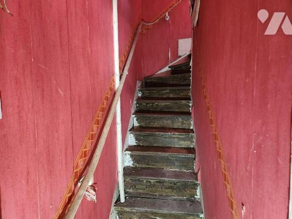 À vendre à Bar-sur-Aube - Ancien Café du Rocher, un bien de caractère à fort potentiel !

Sit...