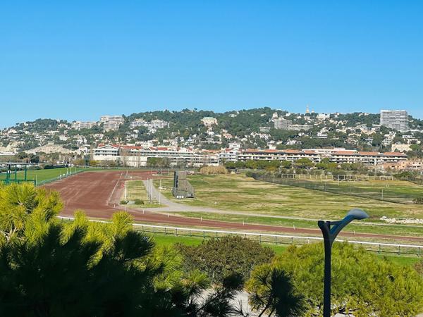 MARSEILLE 13008 Appartement 3 pièces 59m² vue mer et garage