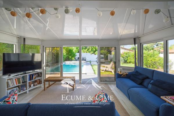 Villa arcachonnaise de charme avec piscine – Les Abatilles