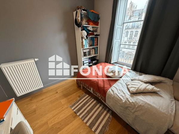 Location Studio 67 m² - 6 RUE PASTEUR Besancon 25000