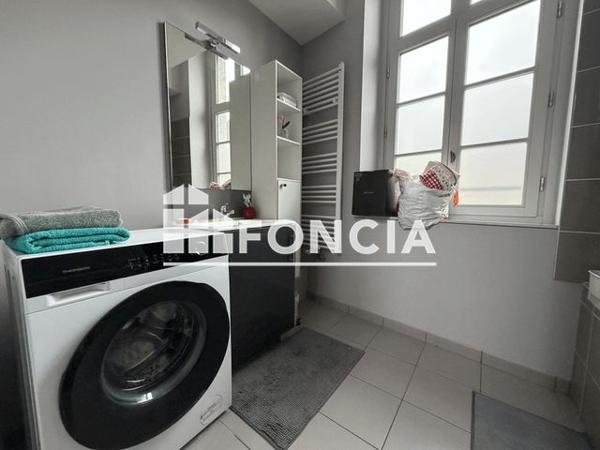 Location Studio 67 m² - 6 RUE PASTEUR Besancon 25000