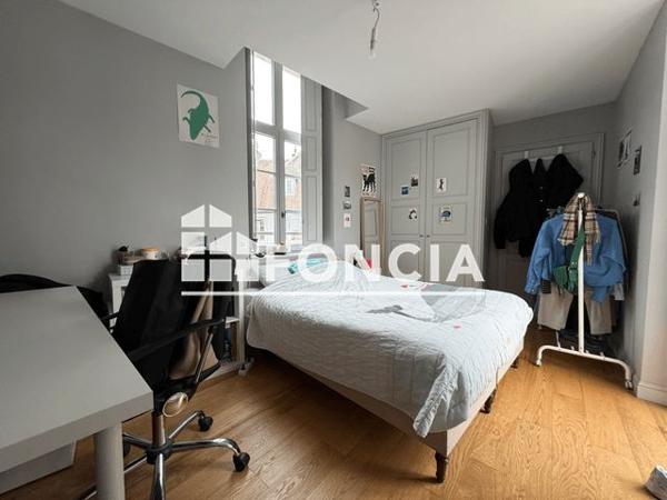 Location Studio 67 m² - 6 RUE PASTEUR Besancon 25000