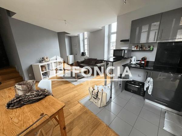 Location Studio 67 m² - 6 RUE PASTEUR Besancon 25000