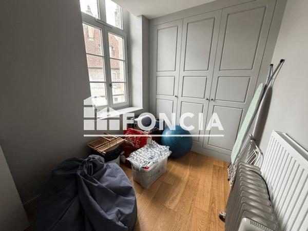 Location Studio 67 m² - 6 RUE PASTEUR Besancon 25000