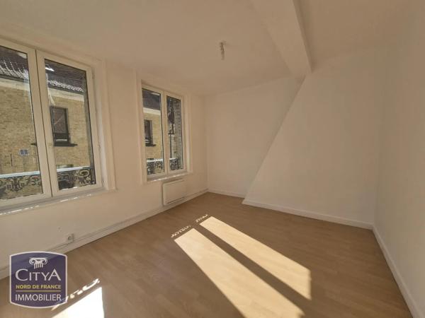 Appartement à louer 2 pièces 52.45m² Saint-Omer (62500)