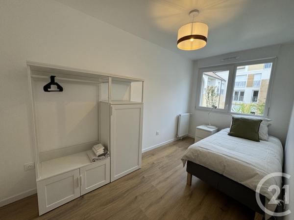 Appartement F5 à vendre  5 pièces - 94,72 m2 SERRIS - 77