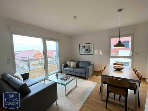 Appartement à louer 3 pièces 67.64m² Tours (37100)