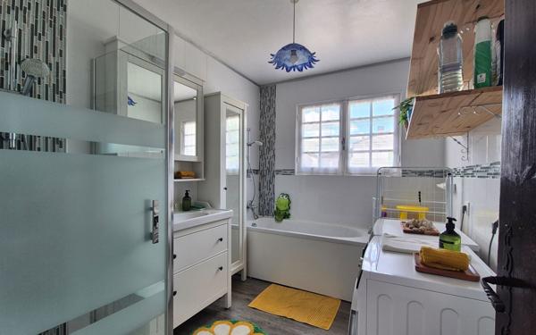 Maison à vendre    5 pièces •  Le Grand-Village-Plage