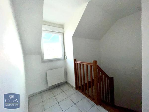 Appartement à louer 4 pièces 91.53m² Abbeville (80100)