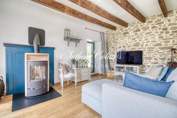 PROPRIÉTÉ D'EXCEPTION, ENVIRON 207 M², 2 GÎTES, SPA PRIVATIF