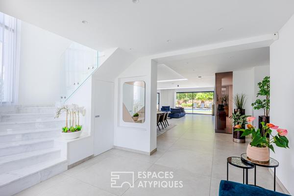 Villa d’architecte contemporaine de 2019, avec piscine et prestations d’exception à Montlignon