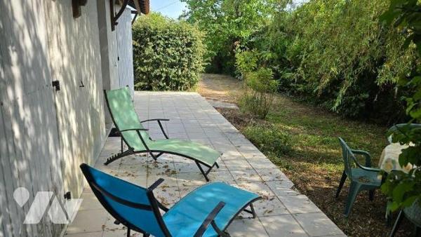 EXCLIUSIVITE LMBS. LEZAY. IDEAL FAMILLE NOMBREUSE. Quartier calme proche centre. Pavillon confo...