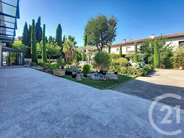Maison à vendre  10 pièces - 611 m 2   LE BOULOU  - 66