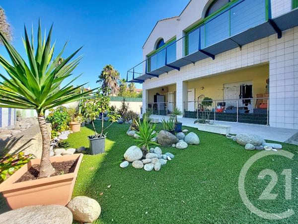 Maison à vendre  10 pièces - 611 m 2   LE BOULOU  - 66