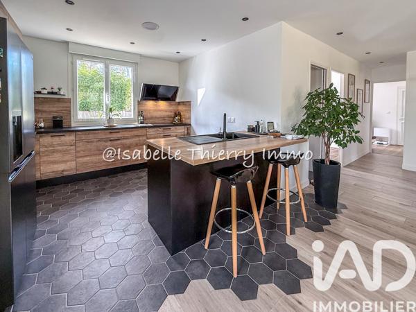 Maison à vendre 7 pièces 120 m² La Ville-du-Bois