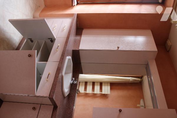 Un immeuble à usage mixte professionnel/habitation