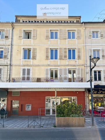 MOREZ (39) - Local commercial 129 m² – Idéal professions libérales / bureaux / Commerce – Hyper centre