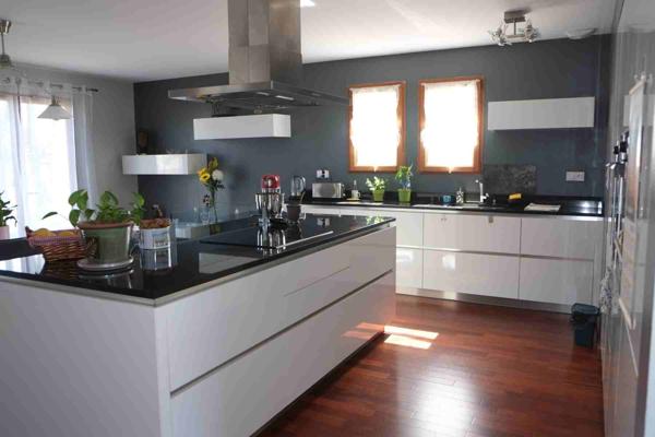 Maison 4 pièce(s) 3 chambre(s) 134 m²