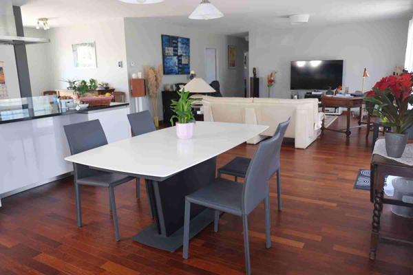 Maison 4 pièce(s) 3 chambre(s) 134 m²