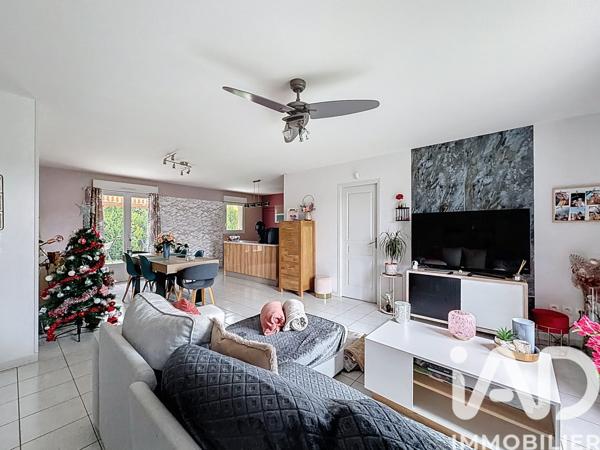 Maison à vendre 6 pièces 120 m² Neuville-de-Poitou