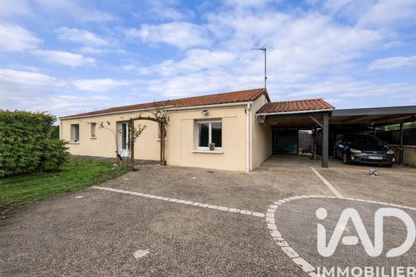 Maison à vendre 6 pièces 120 m² Neuville-de-Poitou