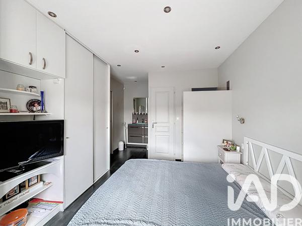 Maison à vendre 6 pièces 120 m² Neuville-de-Poitou