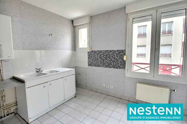 Appartement Miribel 3 pièces 74.66 m² avec place de parking privée à proximité de la gare de Miribel