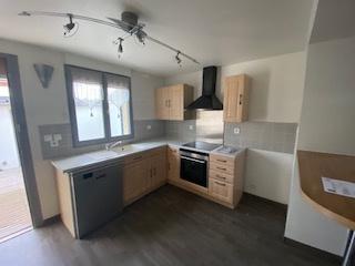 Sotteville-lès-Rouen (76300) Maison T3 avec garage et cours