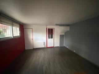 Sotteville-lès-Rouen (76300) Maison T3 avec garage et cours