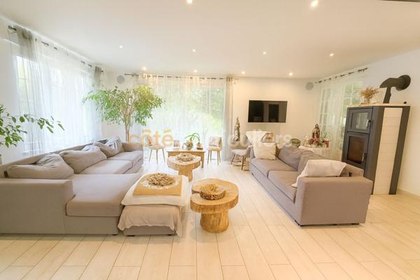 Vente Demeure de Prestige190 m² - 7 Pièces - LUCON (85400)