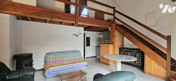 Maison construite en 1950 et ayant bénéficié de plusieurs extensions jusque dans les années 1990