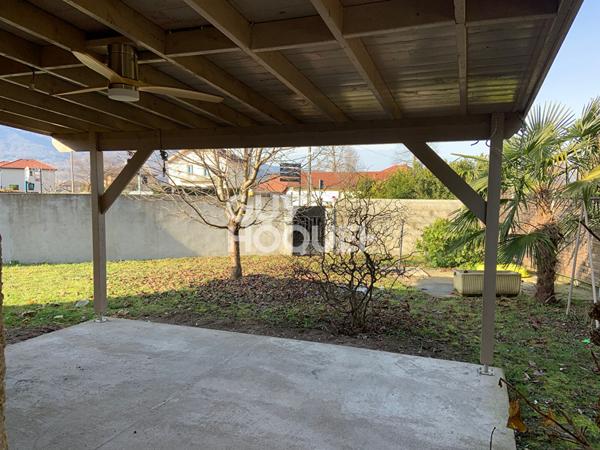 Charmante Maison à Vendre à Pontcharra - 299 000 