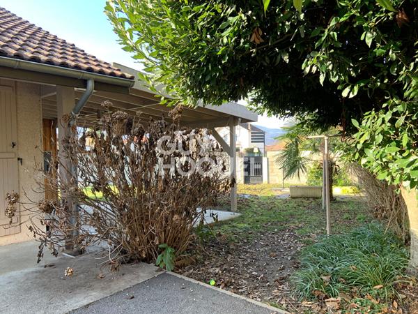 Charmante Maison à Vendre à Pontcharra - 299 000 