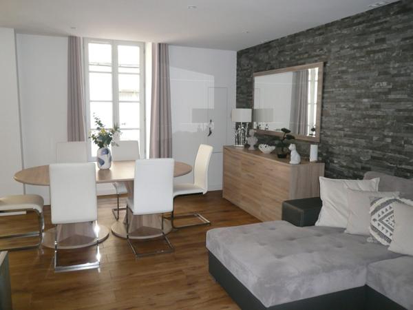 ⚜ COGNAC Rue Piétonne IMMEUBLE de RAPPORT Local Commercial et Appartement ⚜