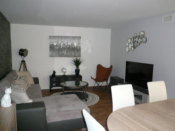 ⚜ COGNAC Rue Piétonne IMMEUBLE de RAPPORT Local Commercial et Appartement ⚜