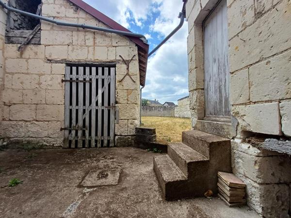 Maison de Bourg à rénover - VERNOIL LE FOURRIER (49390)