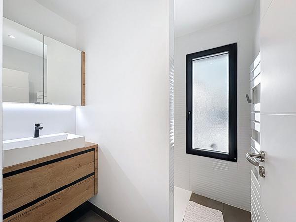 Maison contemporaine de 166m² sur la Colline d'Angoute