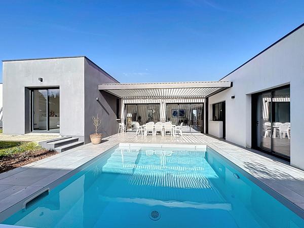 Maison contemporaine de 166m² sur la Colline d'Angoute