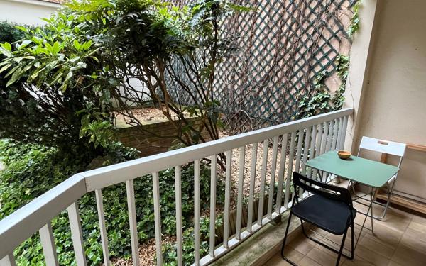 Appartement à vendre    2 pièces • 40 m2 Vincennes