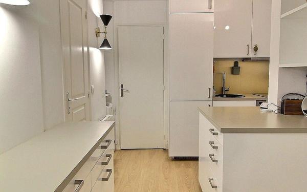 Appartement à vendre    2 pièces • 40 m2 Vincennes