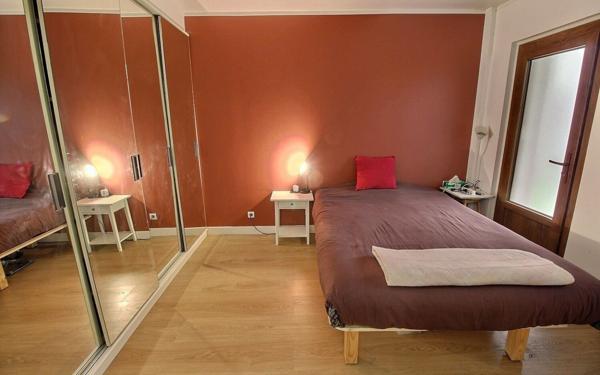 Appartement à vendre    2 pièces • 40 m2 Vincennes