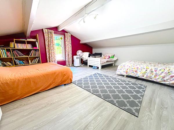 A VENDRE VARILHES ENSEMBLE 2 MAISONS AVEC TERRAIN ET DÉPENDANCES