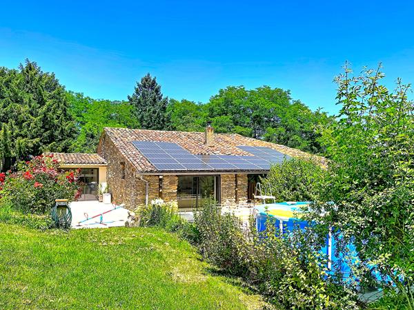 A VENDRE VARILHES ENSEMBLE 2 MAISONS AVEC TERRAIN ET DÉPENDANCES