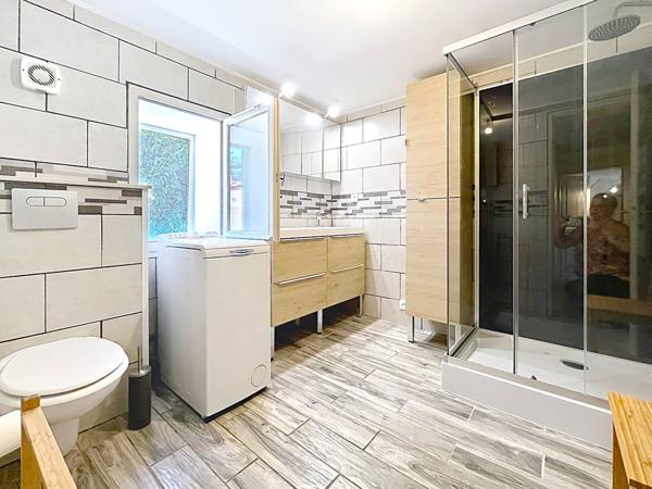 A VENDRE VARILHES ENSEMBLE 2 MAISONS AVEC TERRAIN ET DÉPENDANCES